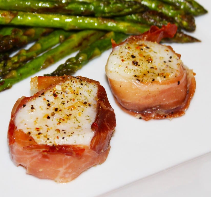 Prosciutto-wrapped Scallops with Seared Asparagus – fastPaleo