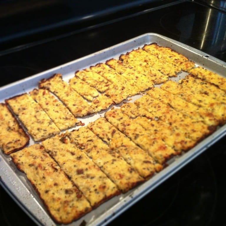 Cauliflower “Bread”sticks fastPaleo