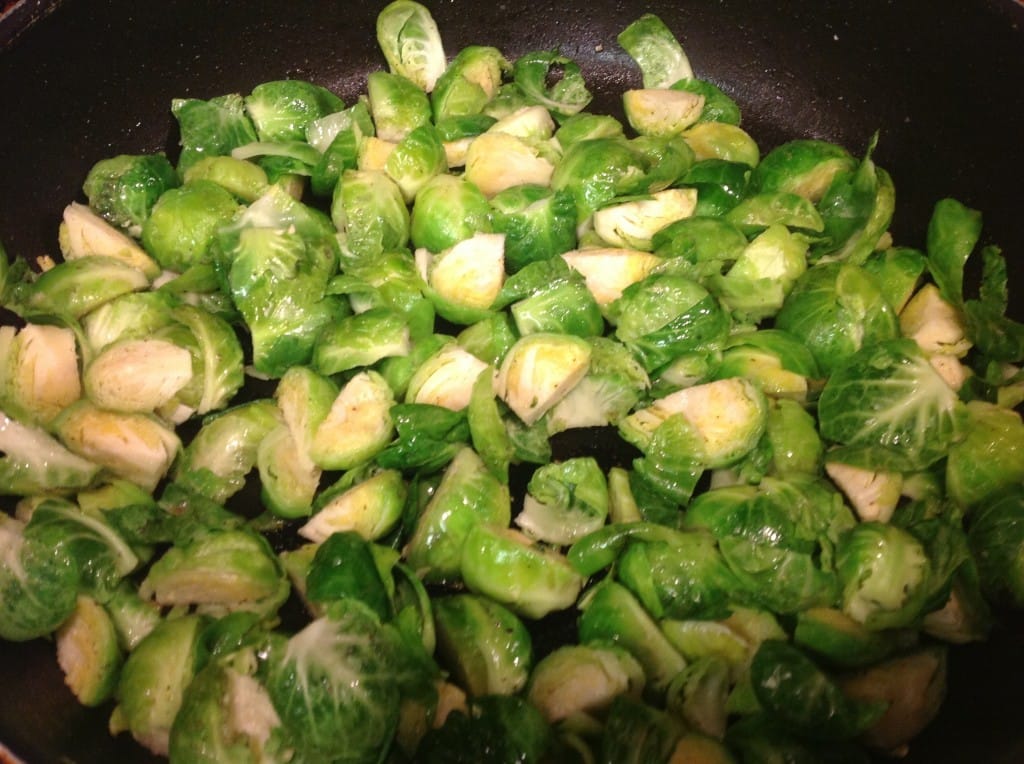 Quick \’n\’ Easy Brussels Sprouts fastPaleo