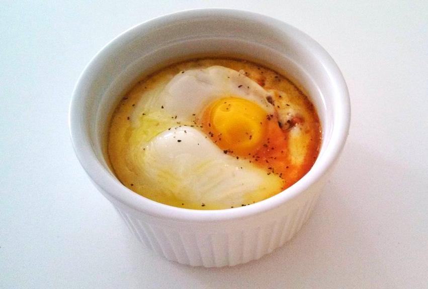 Egg Baked in Marinara fastPaleo